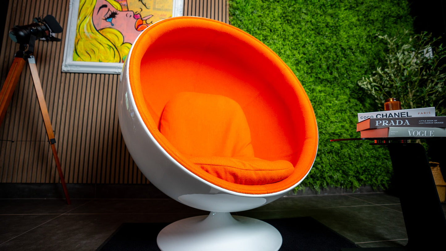 BALLER CHAIR